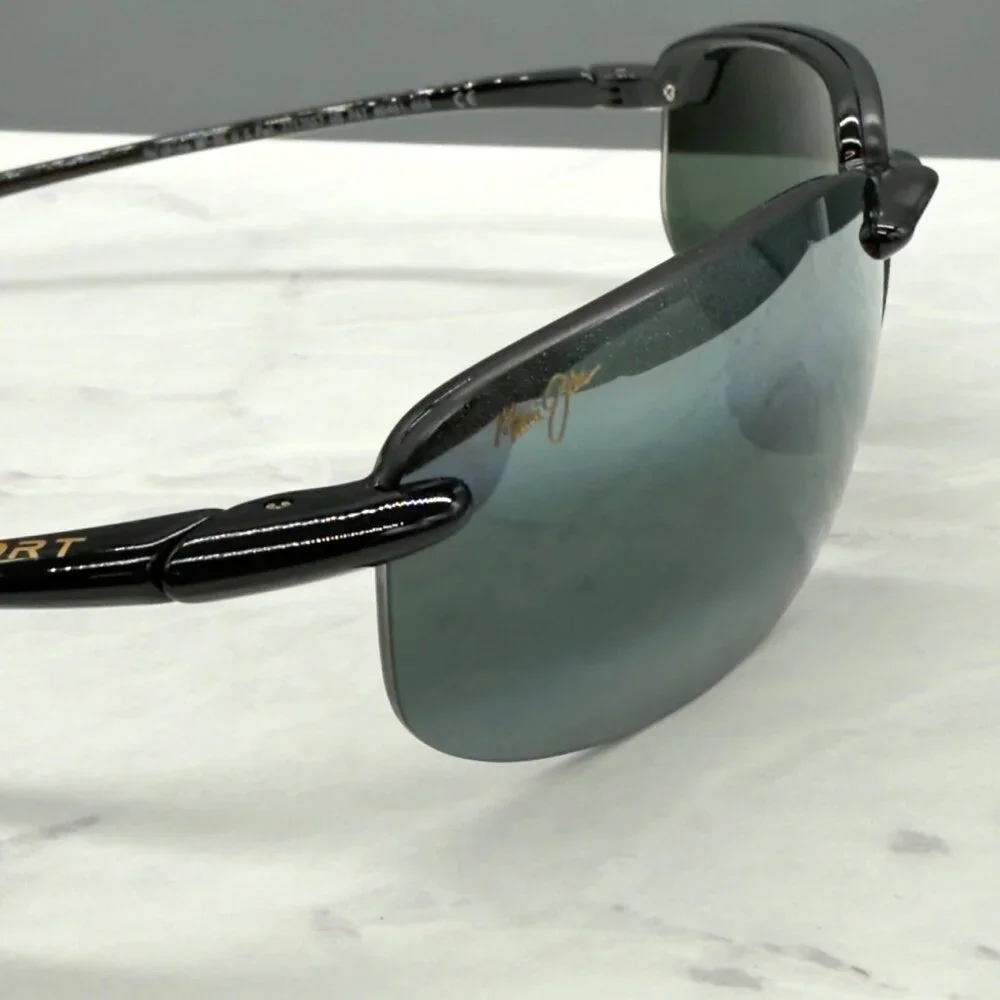 Maui Jim 407-02 Ho'okipa Sunglasses Gloss Black Frame Grey Polarized Lens